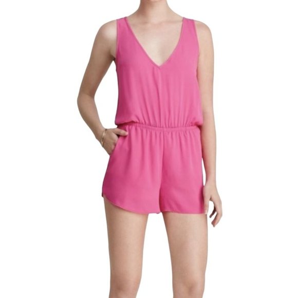 NWT AQUA Hot Pink V-Neck Romper Keyhole Back Size M - Picture 1 of 9